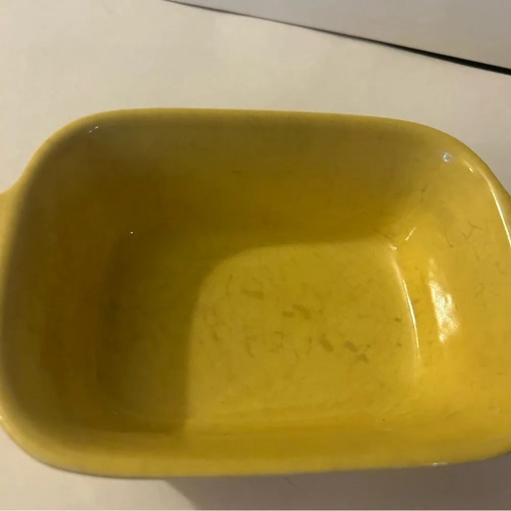 Vintage Pfaltzgraff Yellow dish circa 1983, 16 oz size
